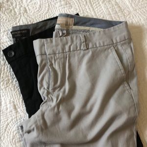 Set of 2 Hampton Fit Banana Republic, size 2